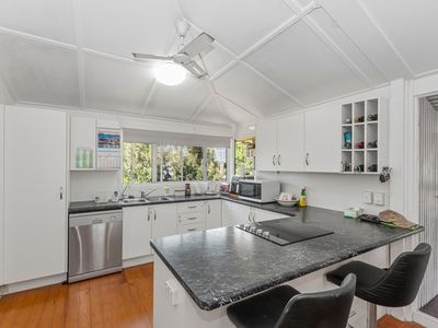 86 Eyre Street, North Ward