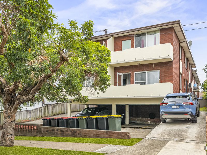 2 / 65 Fairmount Street, Lakemba