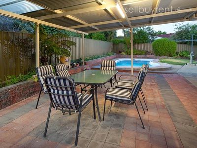11 BEARD CRESCENT, Wodonga