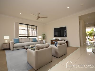 53 Killara Boulevard, Logan Reserve