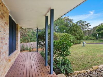 2 Gunyuma Crescent, North Nowra