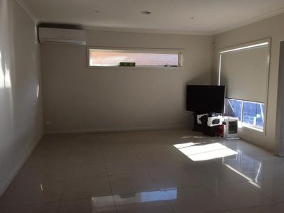 4 / 4 Findon Court, Point Cook