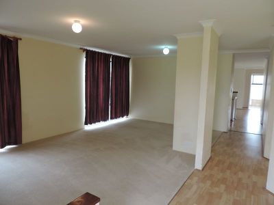 4 Phoenix Drive, Kenwick