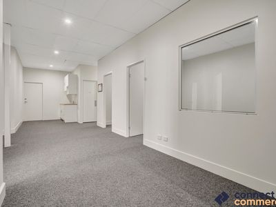 4 / 64 Siganto Drive, Helensvale