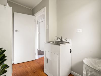 2 Rona Street, Saint Kilda