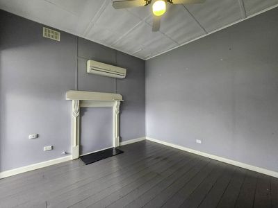 236 Byng Street, Orange