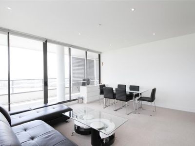 1906 / 7 Rider Road, Rhodes