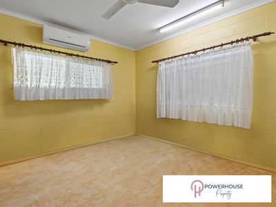 1 / 3 Breffni Street, Innisfail Estate