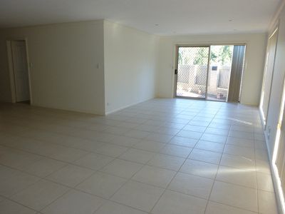 2 / 37 Amanda Crescent, Forster