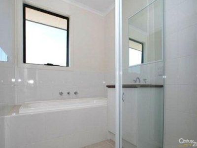 3 / 30 Simon Court, Hampton Park