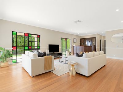 17 Balintore Drive, Castle Hill