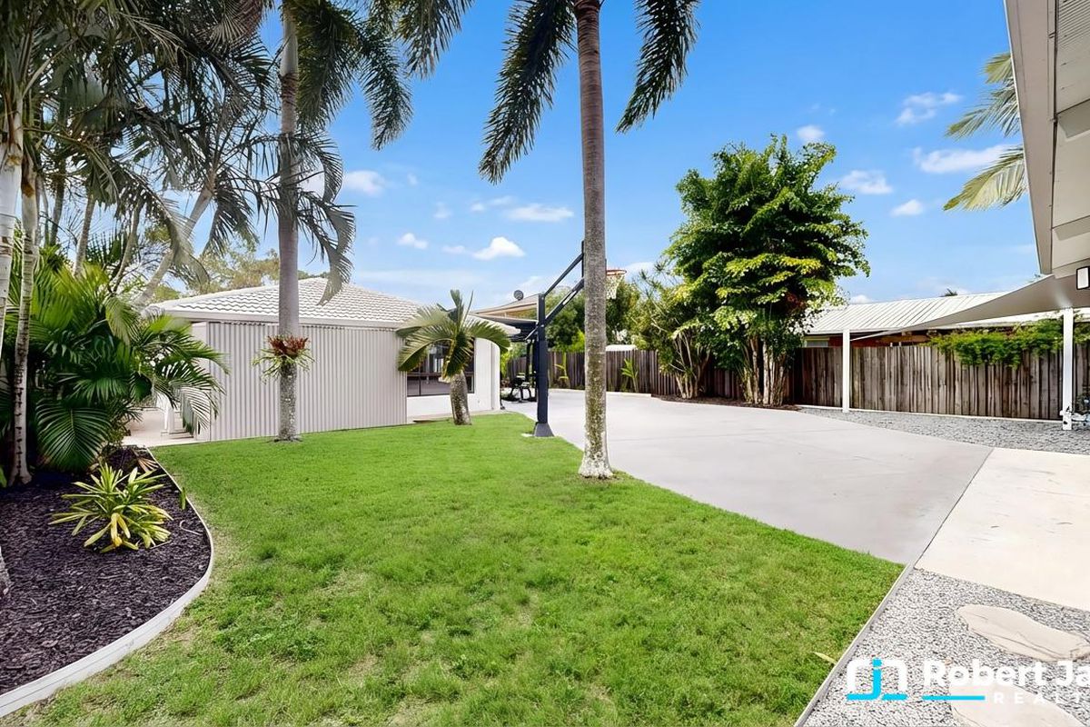 10 Spinnaker Drive, Mount Coolum