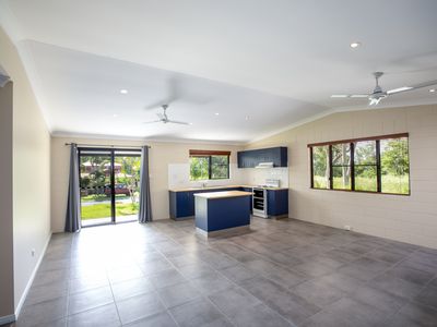 12 Duell Road, Cannonvale