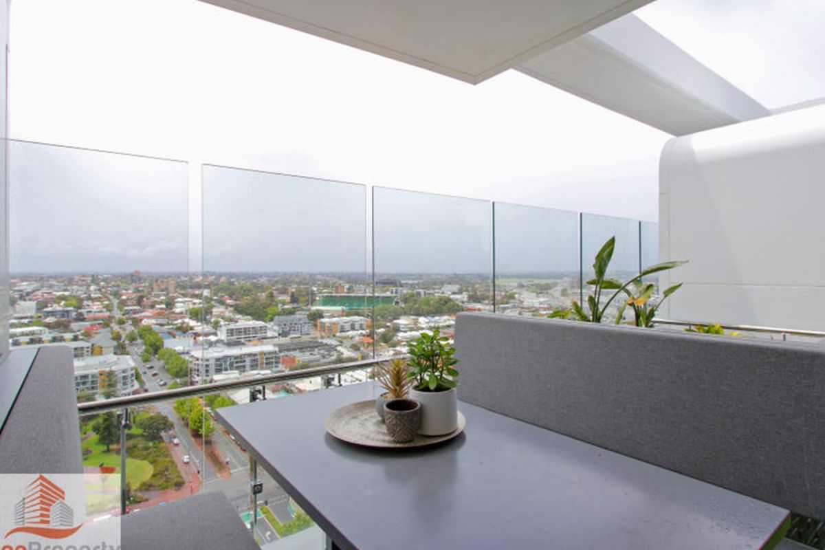 302 / 105-111 Stirling Street, Perth