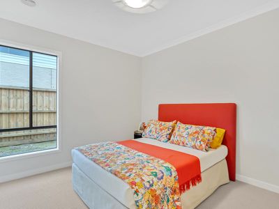 10 Keighery Drive, Clyde North