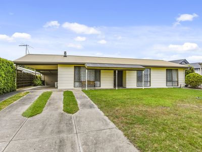 11 Fensom Crescent, Millicent