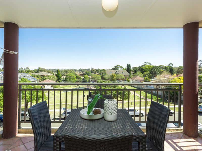 9 / 13 Cairds Avenue, Bankstown