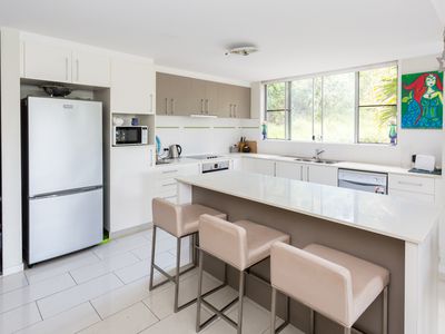 14 / 15 Flame Tree Court, Airlie Beach