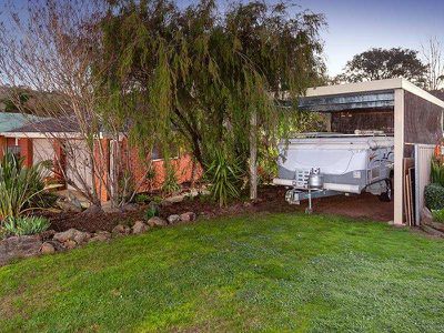 31 AZURE DRIVE, Wodonga