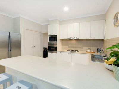 2 / 17 Bass Avenue, Rosebud
