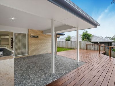 11 Moondani Drive, Gilston