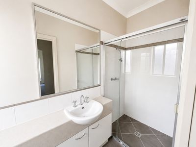 7 Dylan Street, Tarneit
