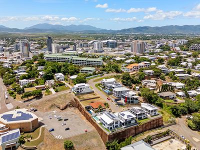 5 Panorama Court, North Ward