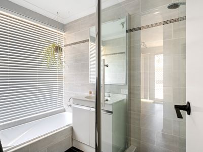 14 Fimister Lane, Hannans