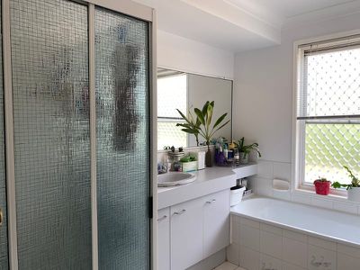 4 Bedwell Court, Rochedale South
