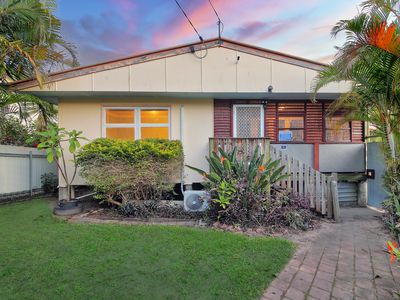 22 Pamela Crescent, Woodridge