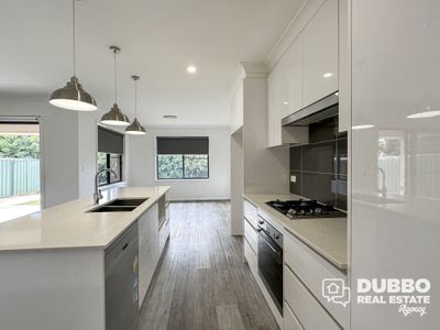 5A Amber Court, Dubbo