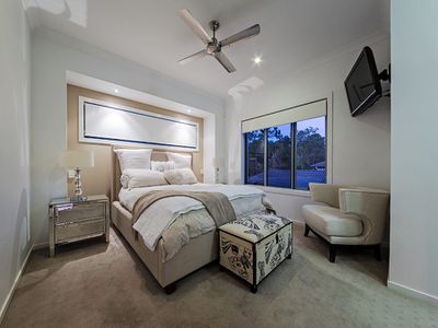 35 Feathertail Pl, Wakerley