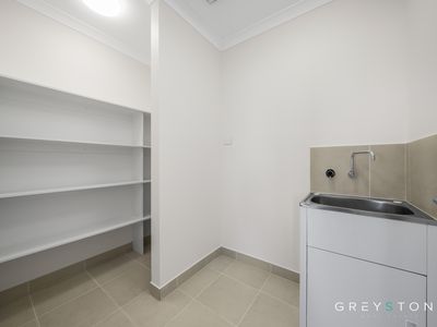 18 Blade Circuit, Fraser Rise