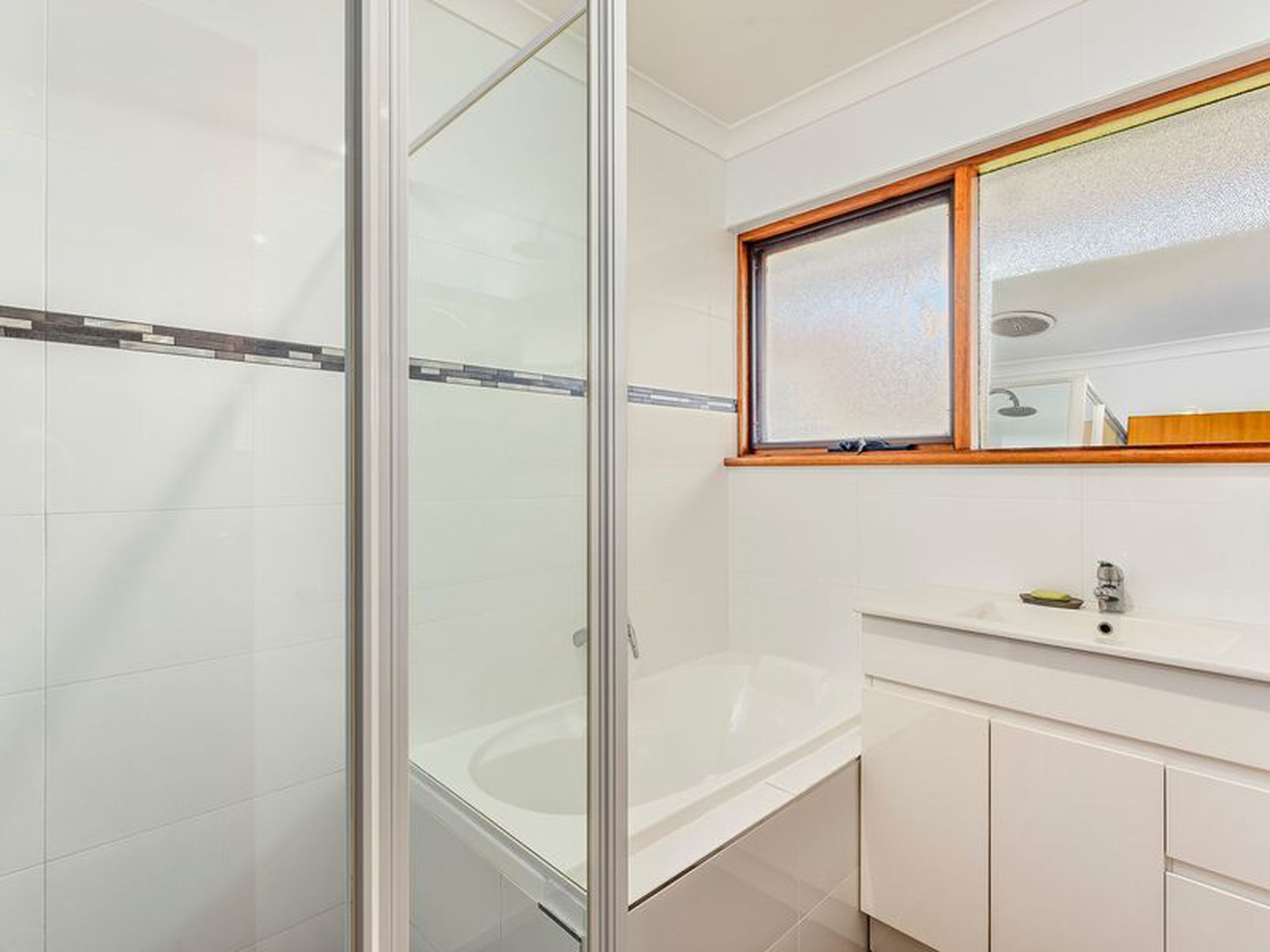 17 White Street, Millicent