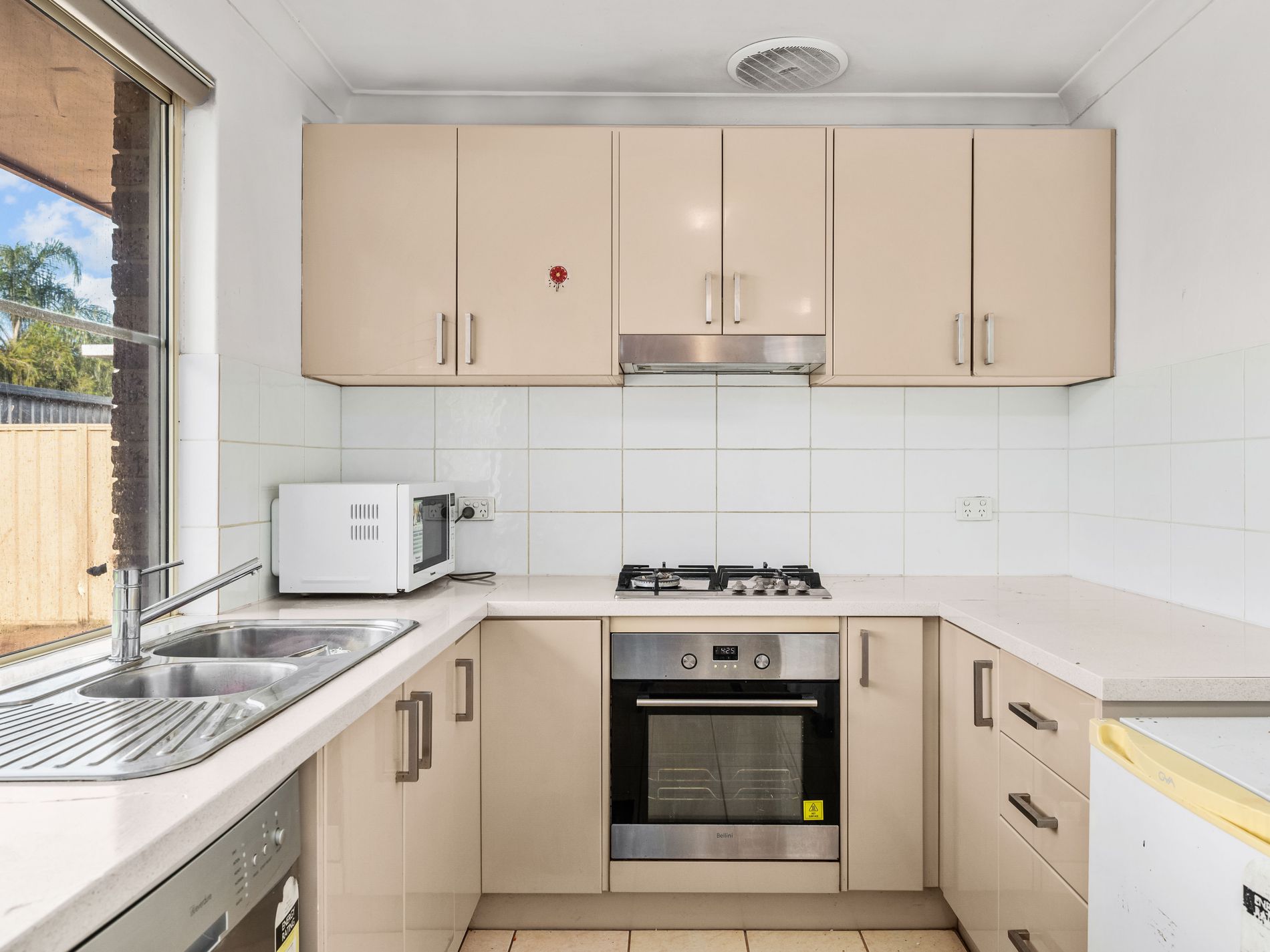 90 Inverness Circle, Camillo