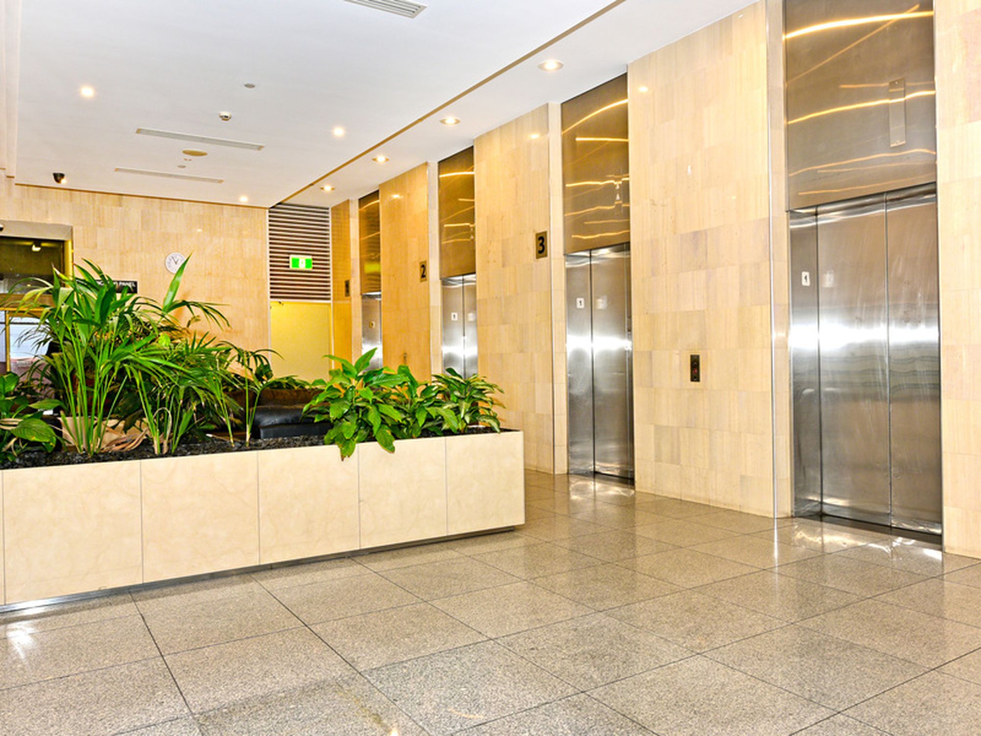 84 65 King William Street, Adelaide