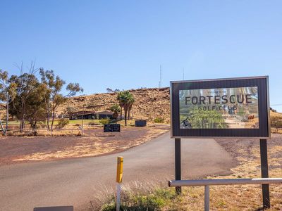 50 Giles Avenue, Newman