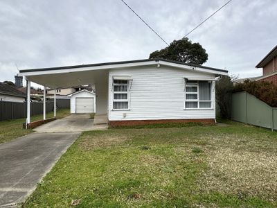 8 Thomas Clarke Street, Westmead