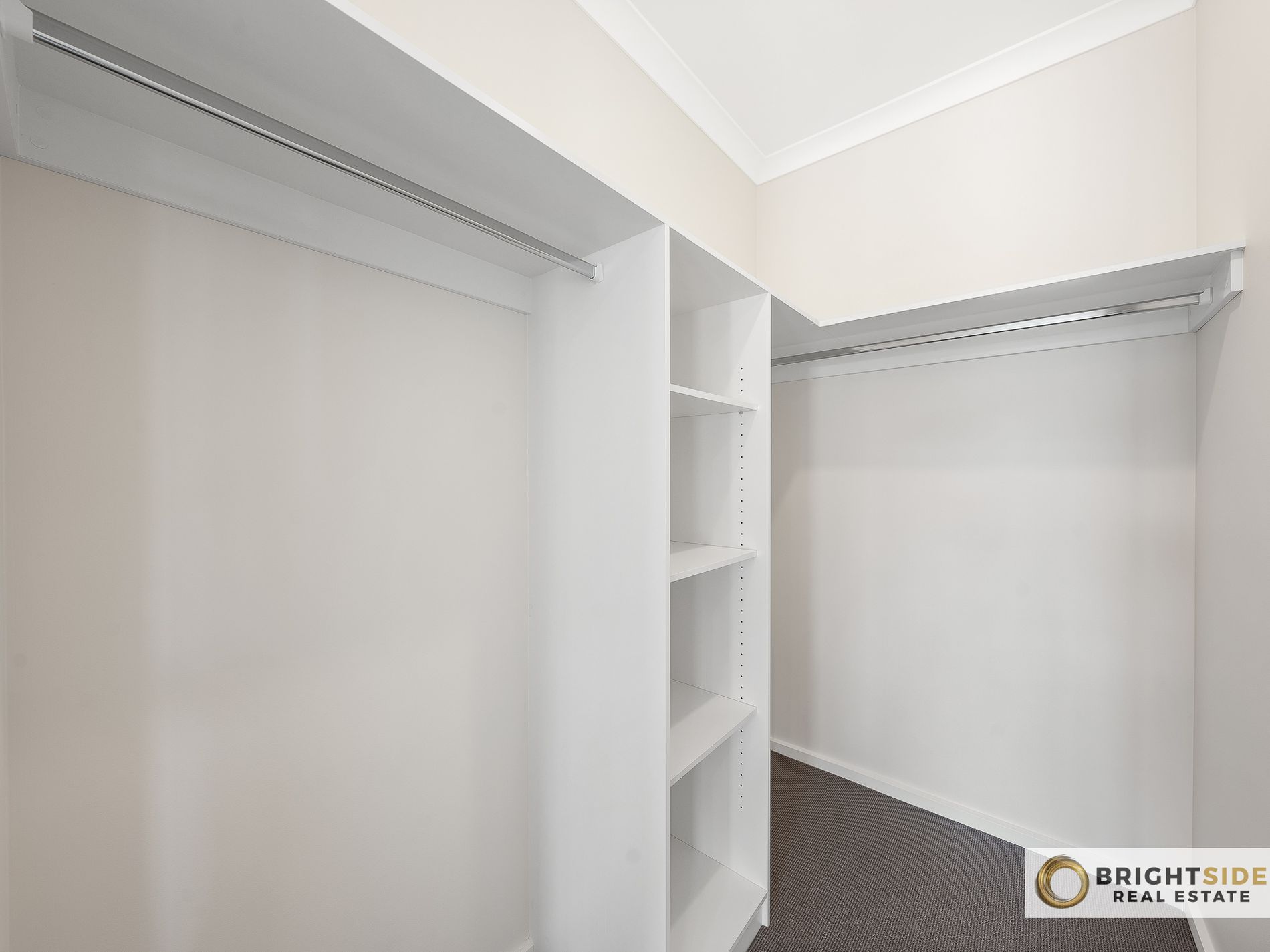 21 VONDEL WAY, Clyde North