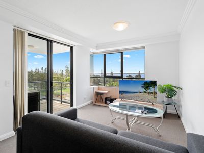 19 / 136 Marine Parade, Southport