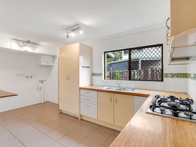 8 / 49 English Street, Manunda