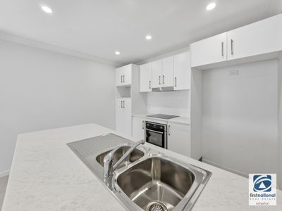 23 Turner Avenue, Atherton
