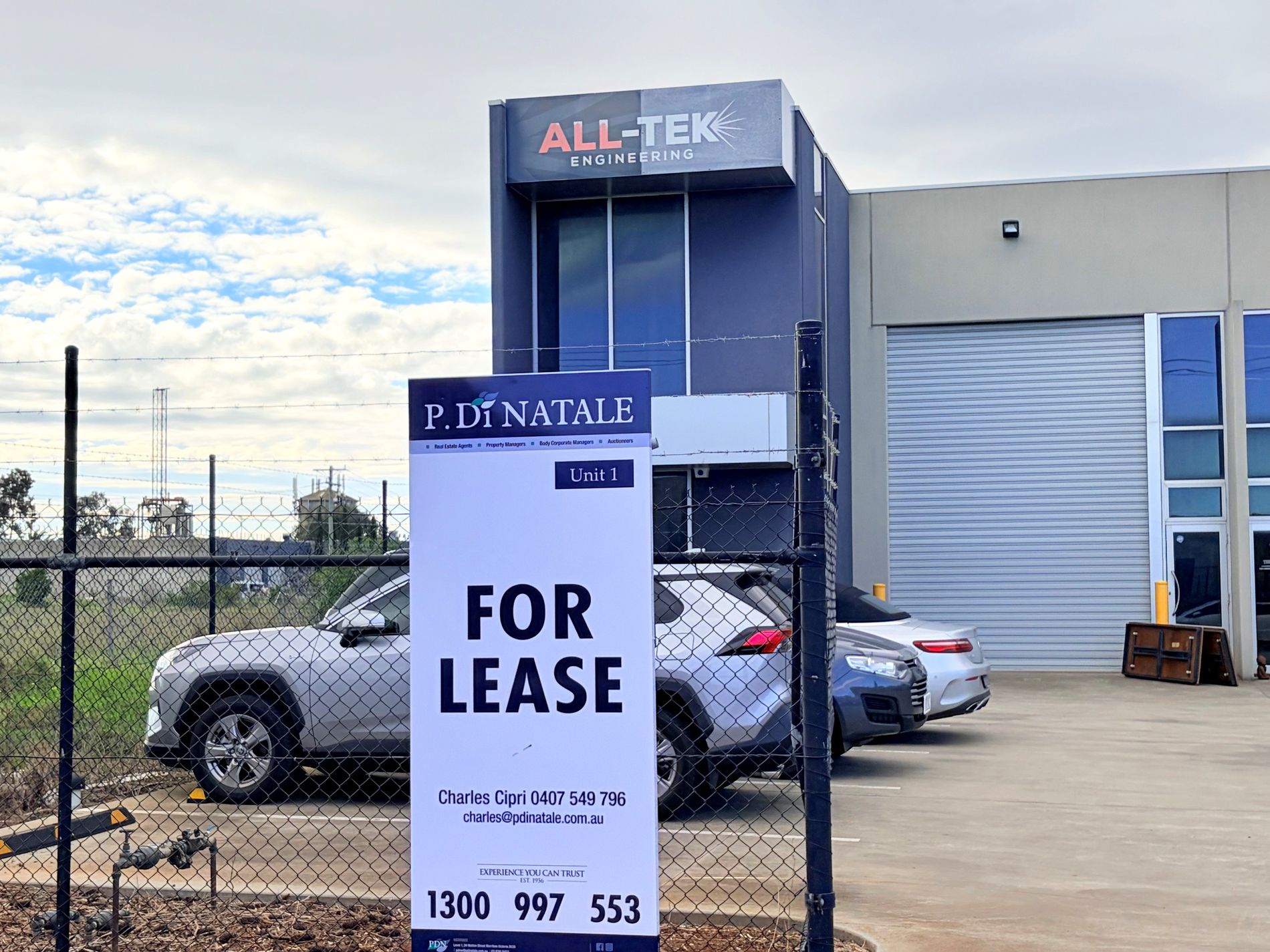 1 / 87 Riverside Avenue, Werribee
