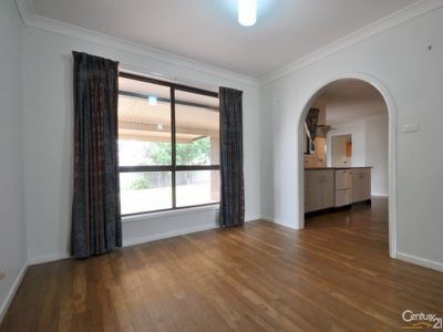 8 Sloman Close, Dubbo