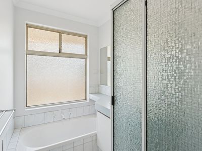 22 Denia Rise, Bennett Springs