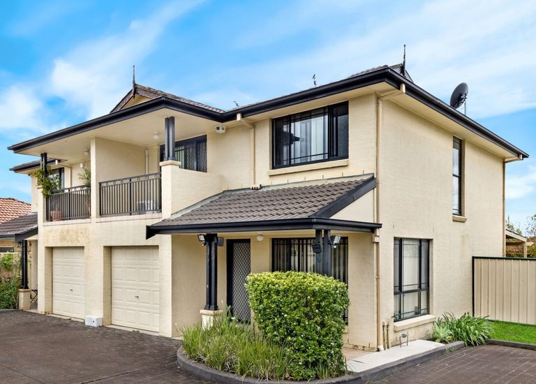 2 / 8 Stannum Close, Hinchinbrook
