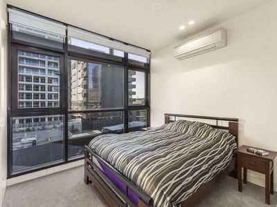 904 / 12-14 Claremont Street, South Yarra