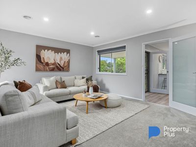 19 Burrowes Street, Golden Square