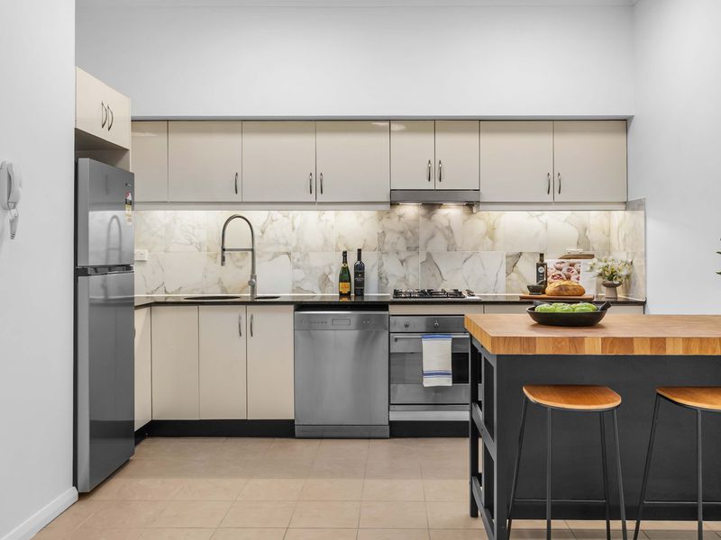 29 / 13 Greek Street, Glebe