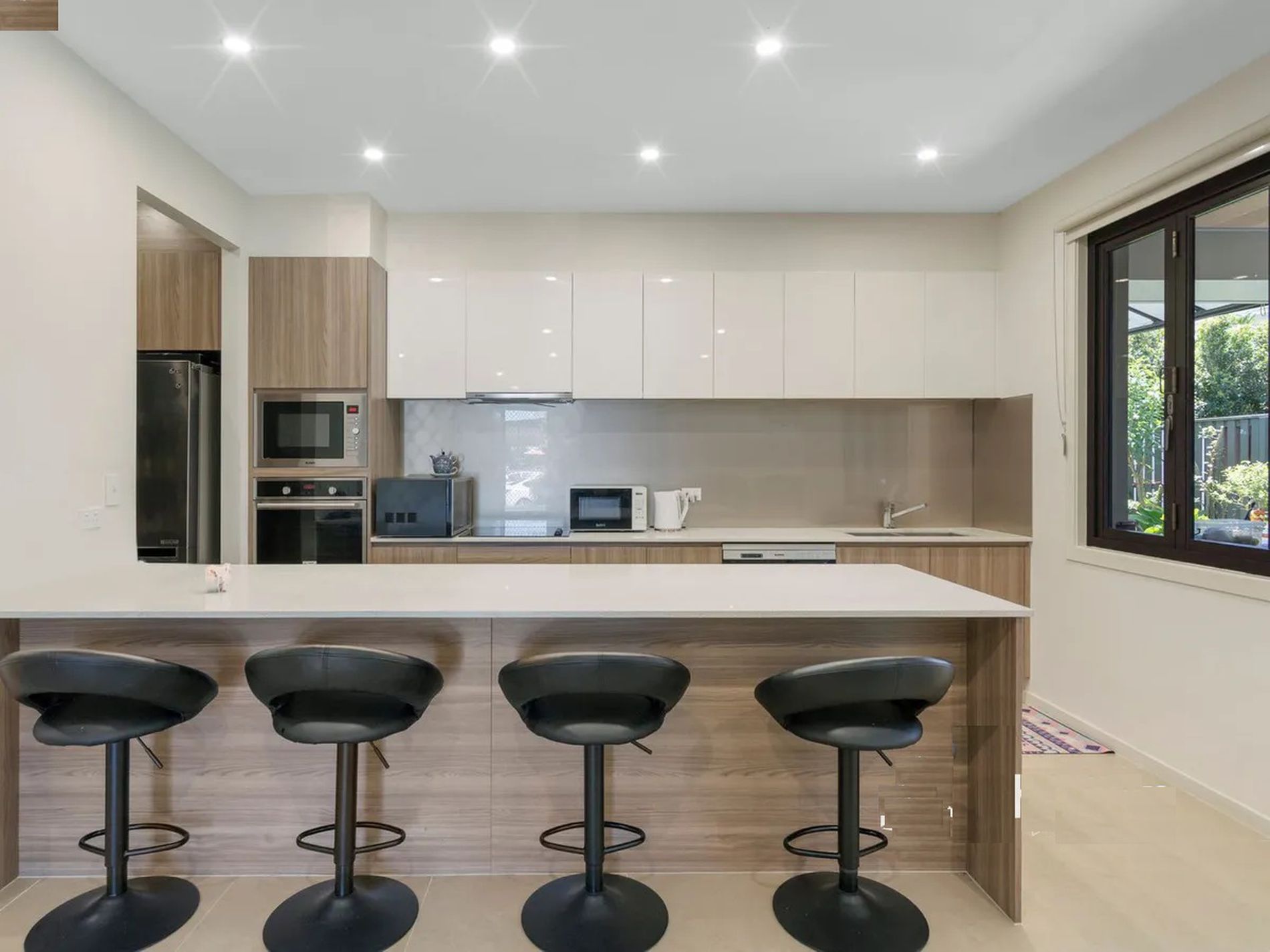 4 Laurel Drive, Helensvale